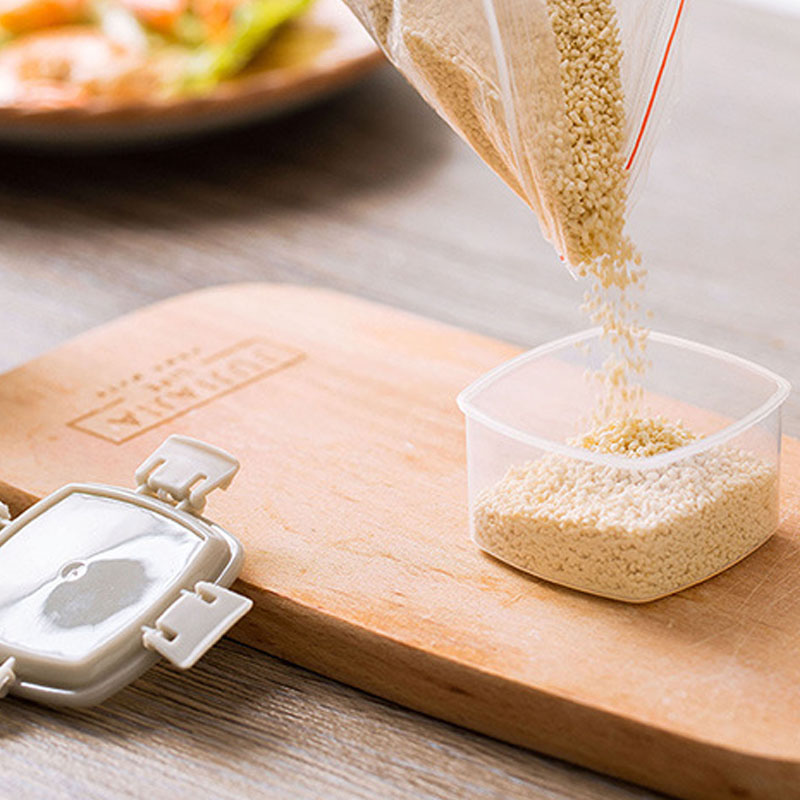 4 PCS Square Plastic Box Containers Portable Kitchen Storage - Image 2