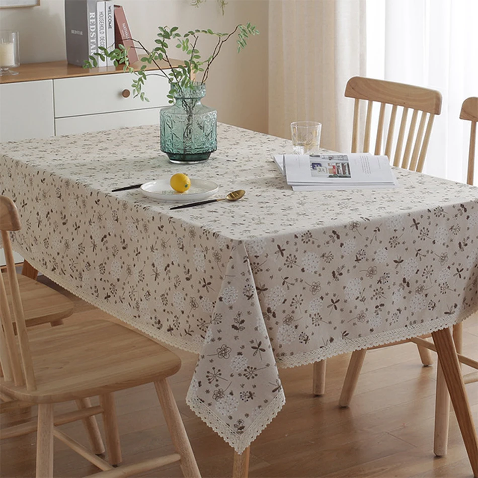 Bloom Table Cover with Lace Customizable Blending Flower Tablecloth