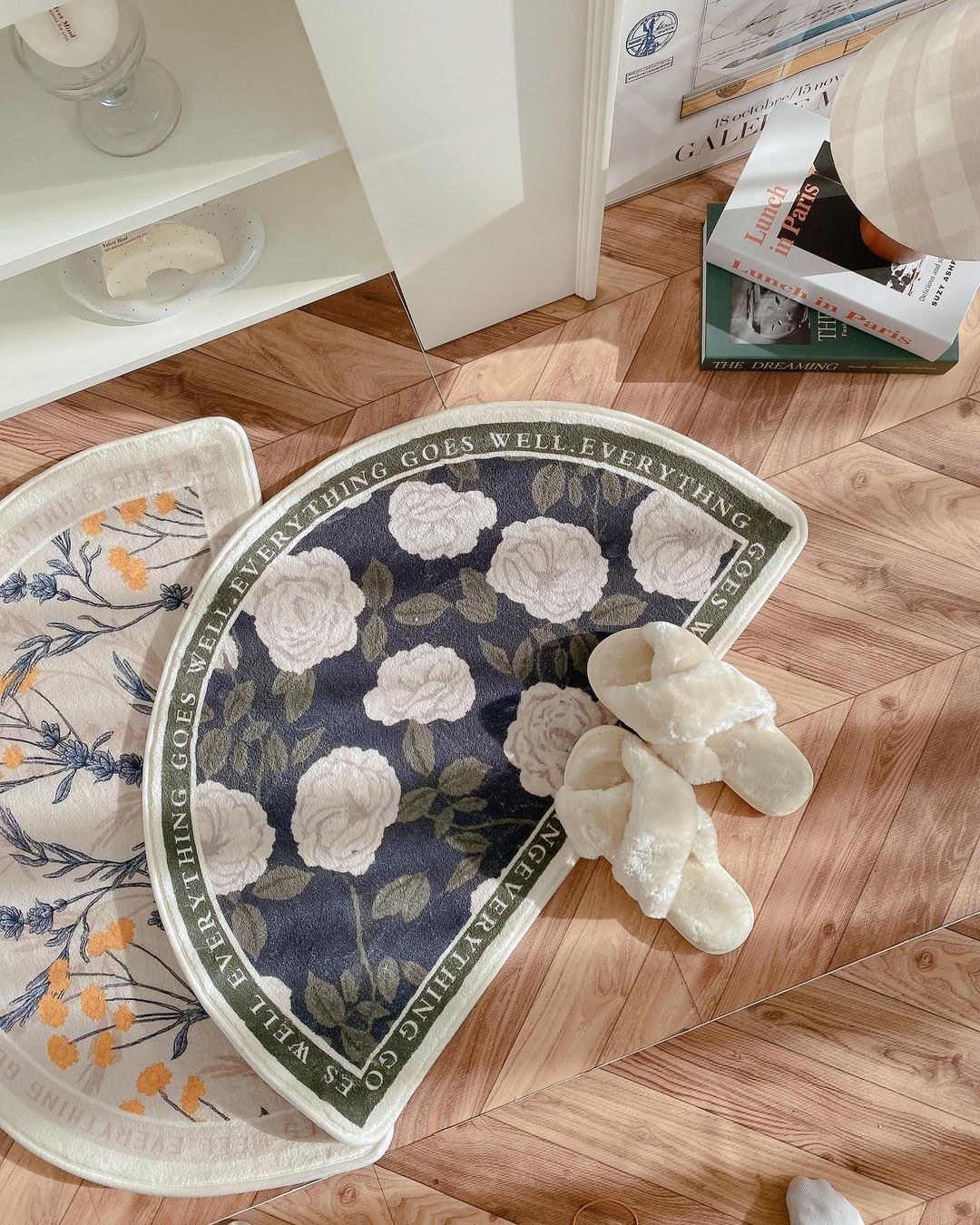 Flower Semicircle Simple Style Non-slip Modern Bathroom Door Mat - Image 2