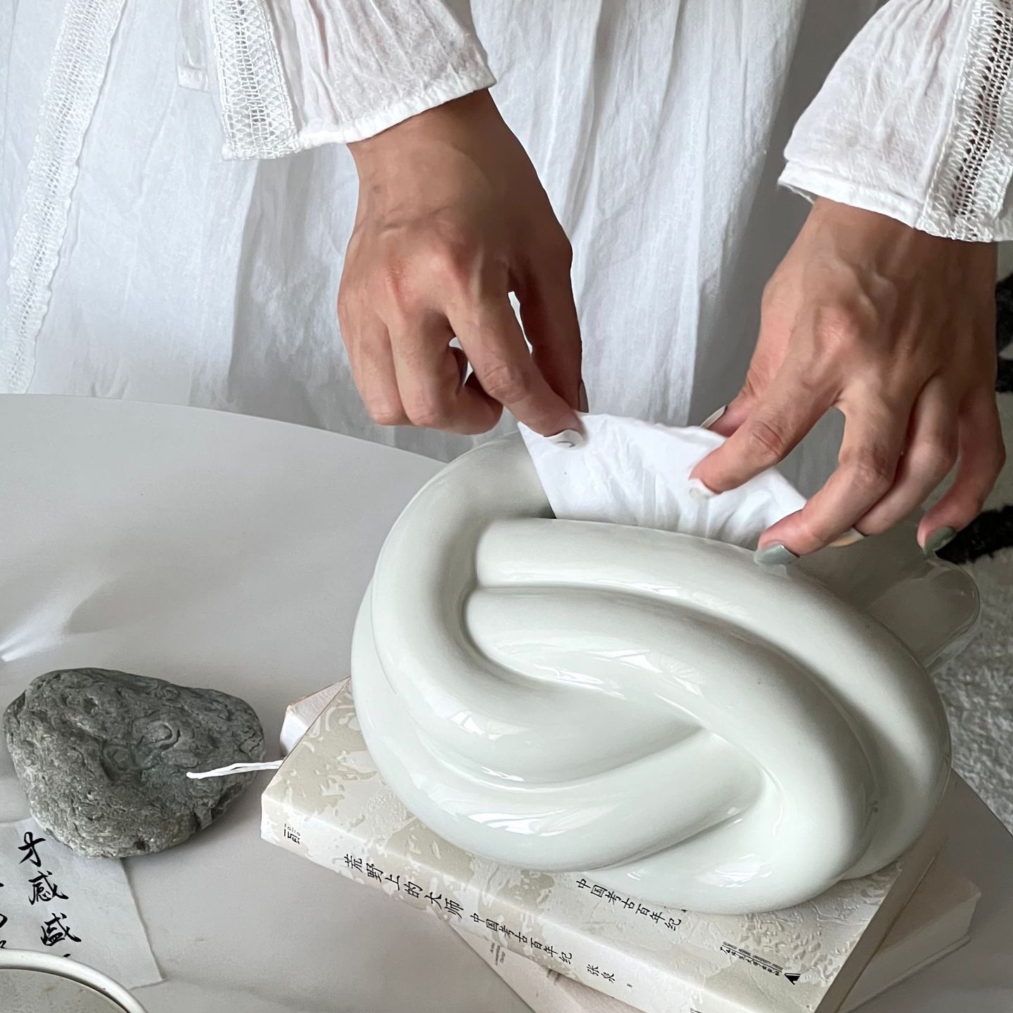 Nordic Ceramic Napkin Box Coffee Table Decorative - Image 3