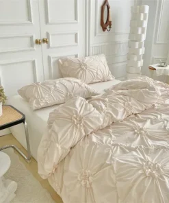 Alternative view of Three-dimensional Pinch Pleated Crafts Double Duvet Cover Set 220x240