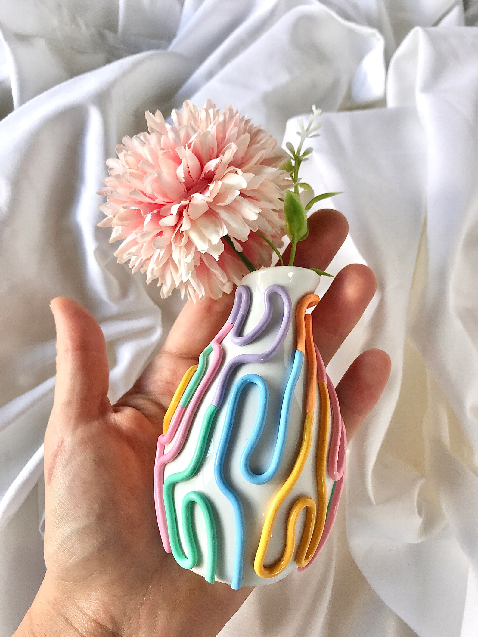 Retro Eclectic Colorful Bud Vase Cute Ceramic Vase - Image 4